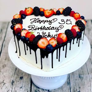 Herztorte zum Geburtstag Herztorte zum Geburtstag…